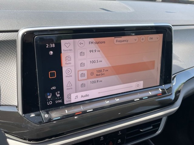 New 2025 Volkswagen Atlas Peak Edition SE image 14