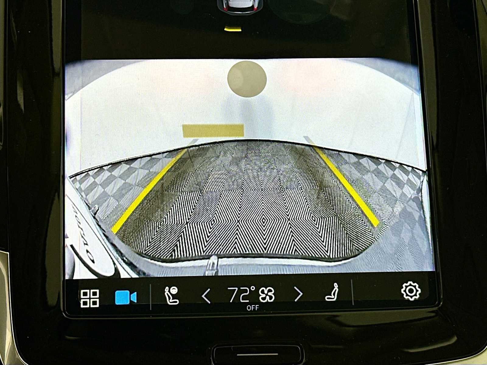 Used 2025 Volvo XC90 T8 Plus w/ Protection Package Premier image 12