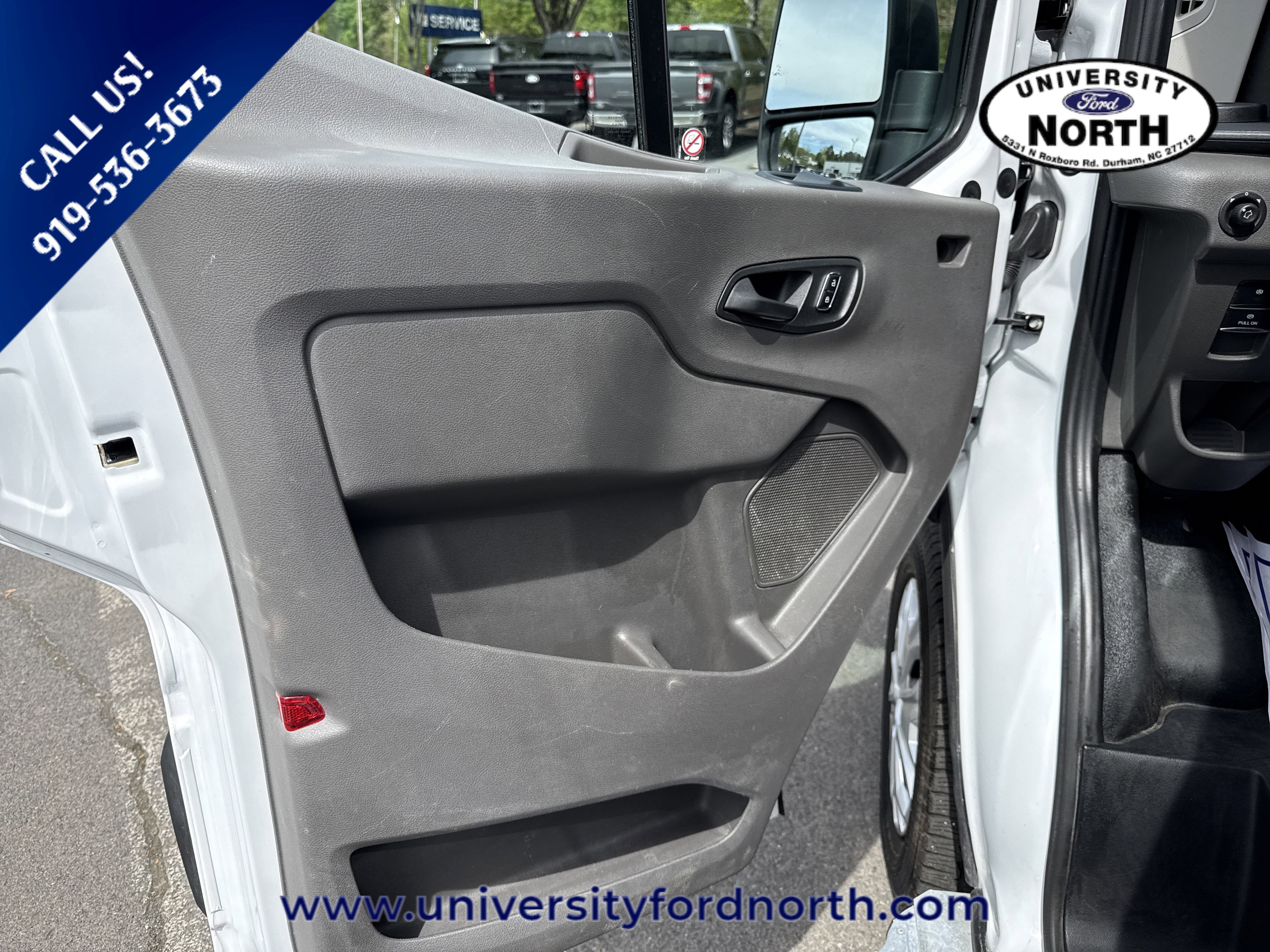 Used 2024 Ford Transit 250 Low Roof w/ Exterior Upgrade Package RWD image 11