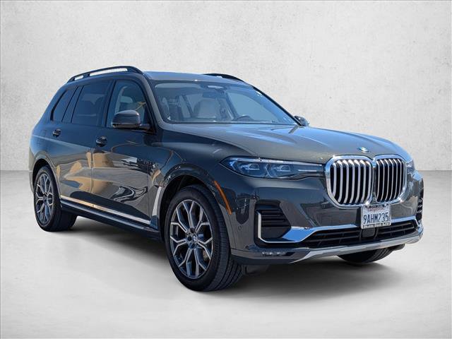Used 2022 BMW X7 xDrive40i w/ Executive Package AWD/4WD image 3