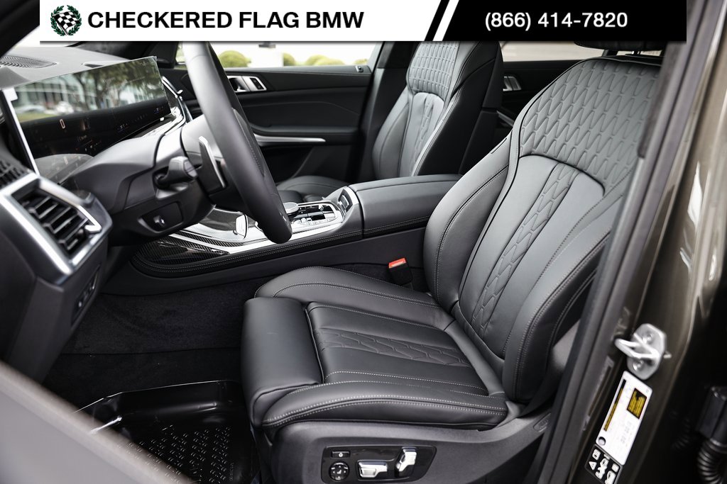 New 2026 BMW X7 M60i w/ M Sport Professional Package image 21