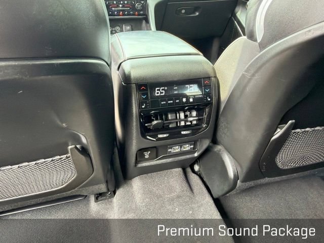 Used 2021 Jeep Grand Cherokee L Summit w/ Luxury Tech Group V AWD/4WD image 27
