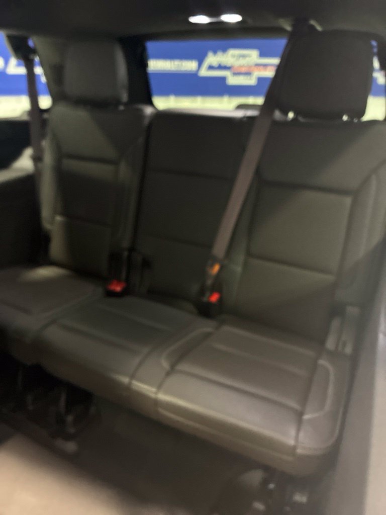 Used 2022 GMC Yukon Denali w/ Denali Premium Package AWD/4WD image 36