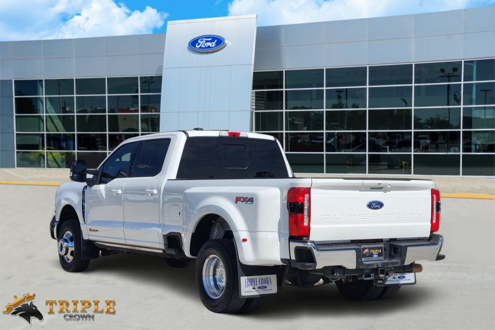 Certified 2025 Ford F350 Lariat w/ Lariat Ultimate Package AWD/4WD image 4