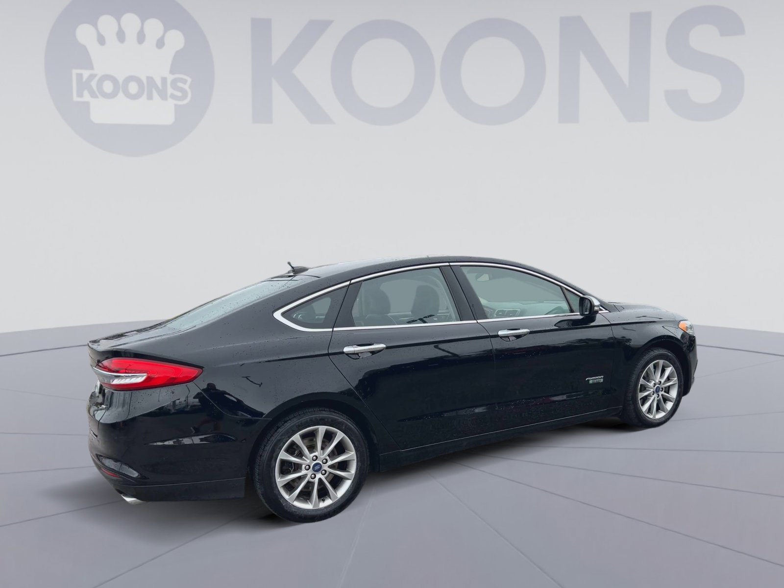 Certified 2018 Ford Fusion Energi SE FWD image 12