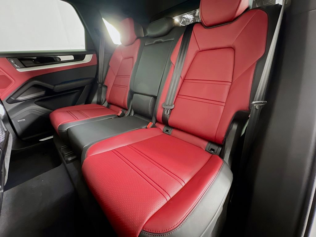 New 2026 Porsche Cayenne image 24
