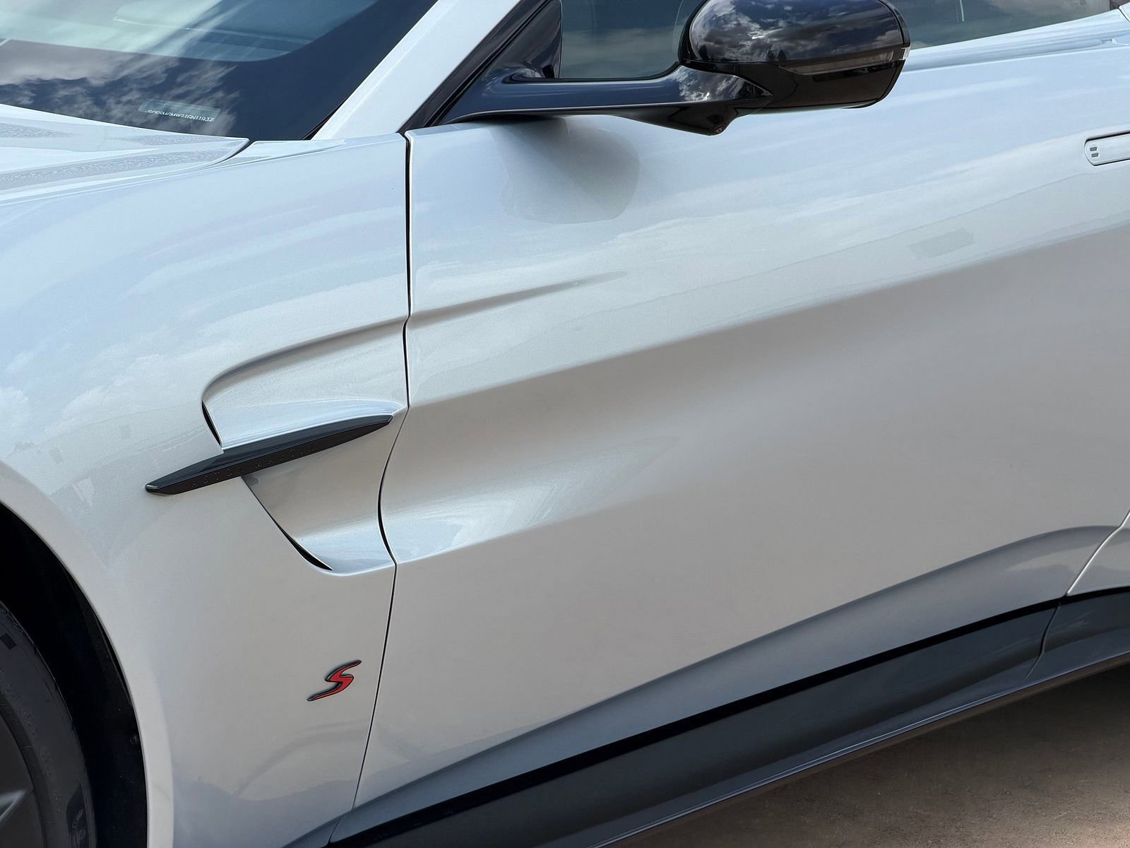 New 2026 Aston Martin V8 Vantage S image 13
