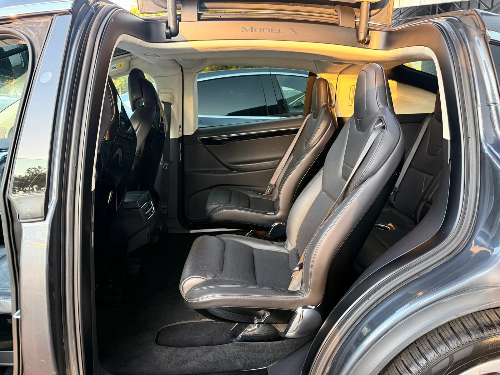 Used 2016 Tesla Model X 75D AWD/4WD image 8