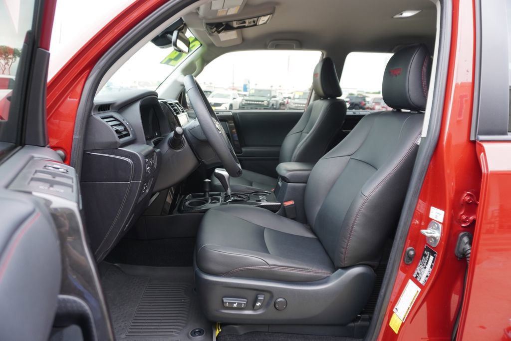 Used 2024 Toyota 4Runner TRD Off-Road Premium w/ Off Road Premium Plus Package AWD/4WD image 7