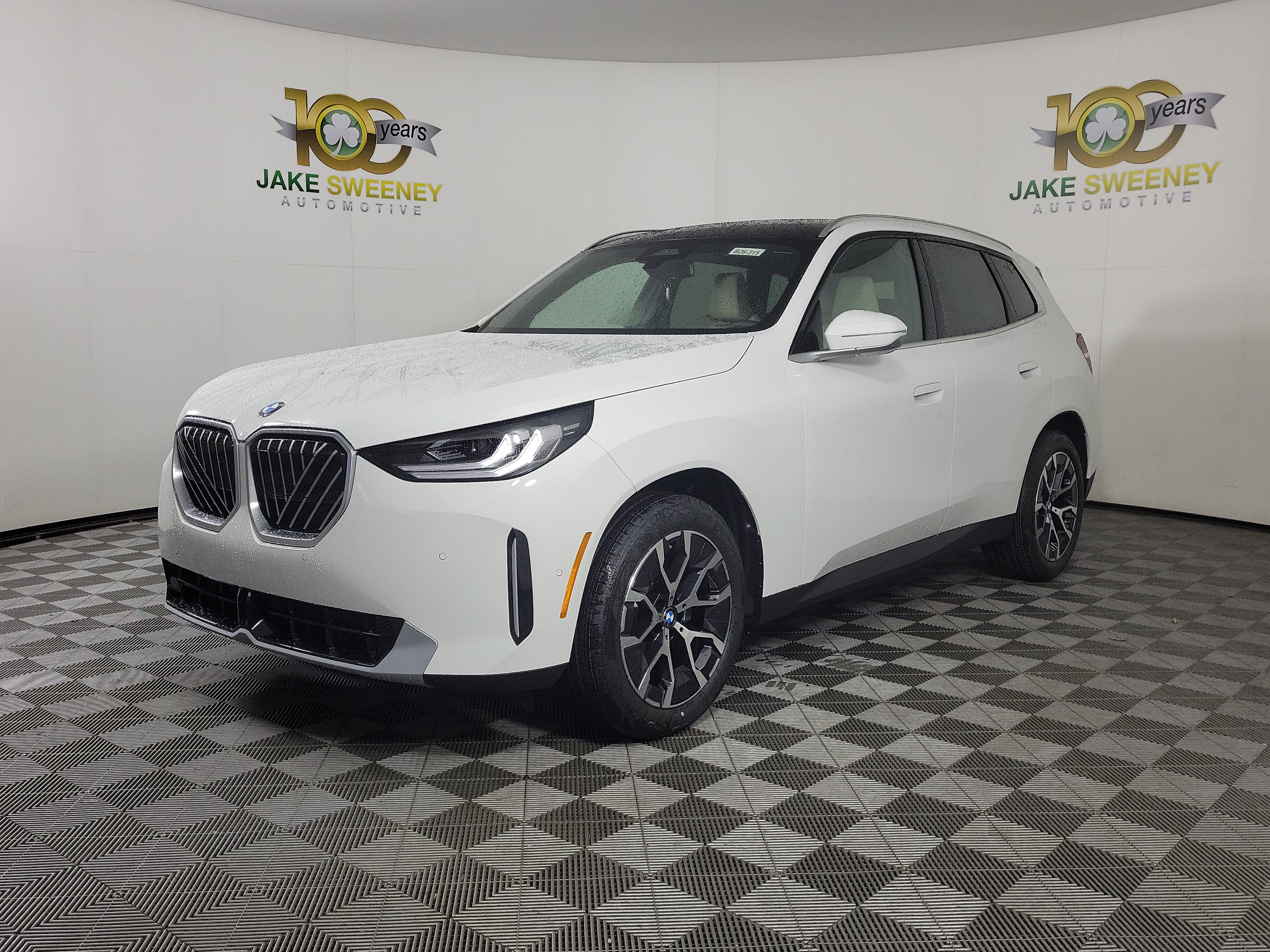 Used 2026 BMW X3 xDrive30i w/ Convenience Package AWD/4WD image 3