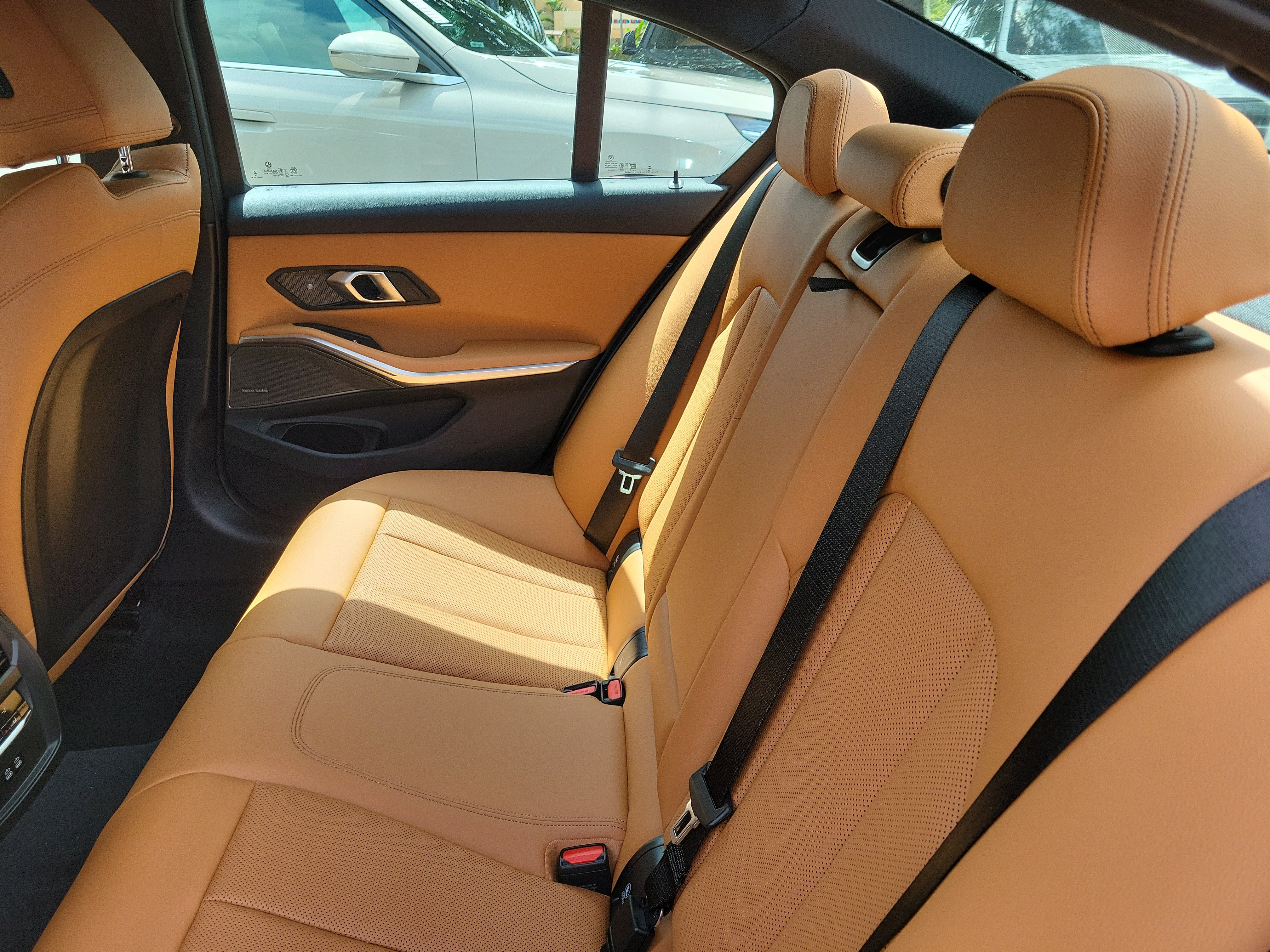 New 2026 BMW 330i Sedan w/ M Sport Package RWD image 7