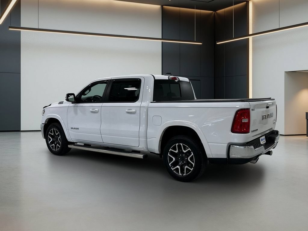 Used 2025 RAM 1500 Laramie AWD/4WD image 3