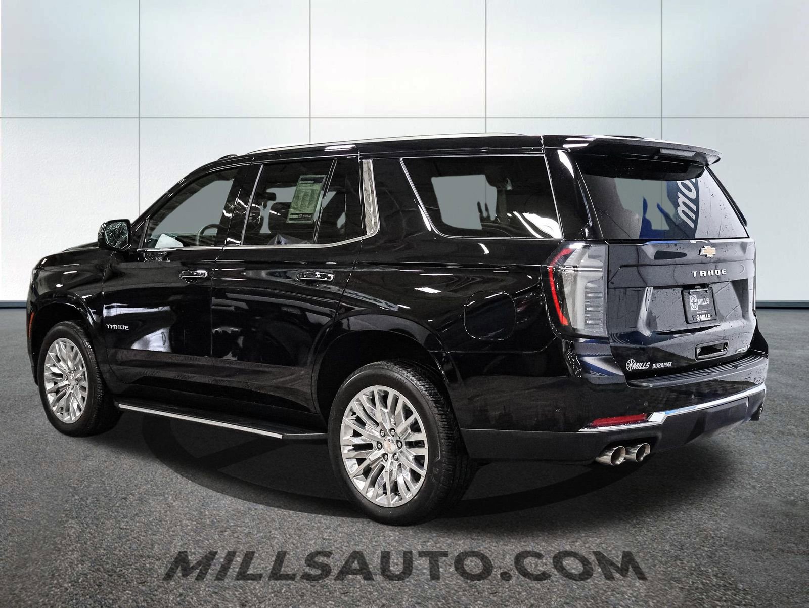 Used 2025 Chevrolet Tahoe Premier w/ Sun And Tow Package image 5