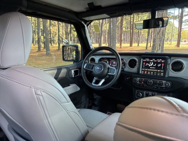 Used 2023 Jeep Gladiator Overland image 26