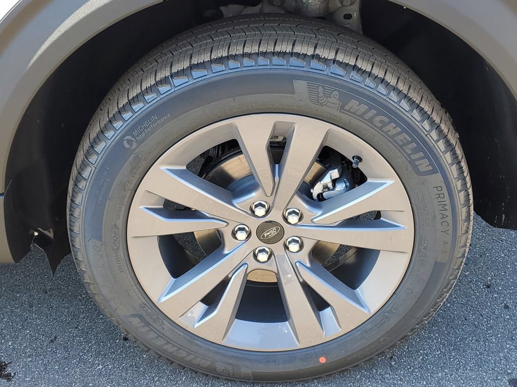 New 2026 Ford Explorer Active w/ Active Comfort Package AWD/4WD image 36