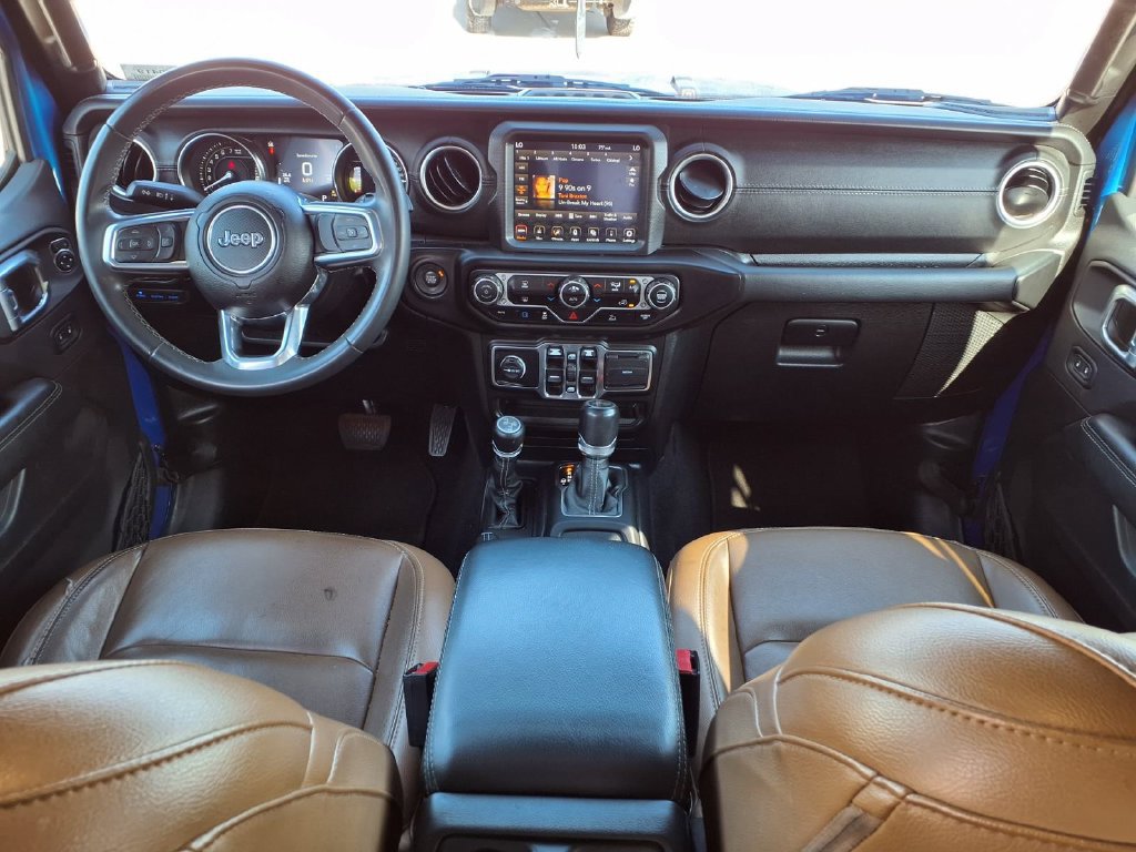 Used 2023 Jeep Wrangler Unlimited Sahara AWD/4WD image 15