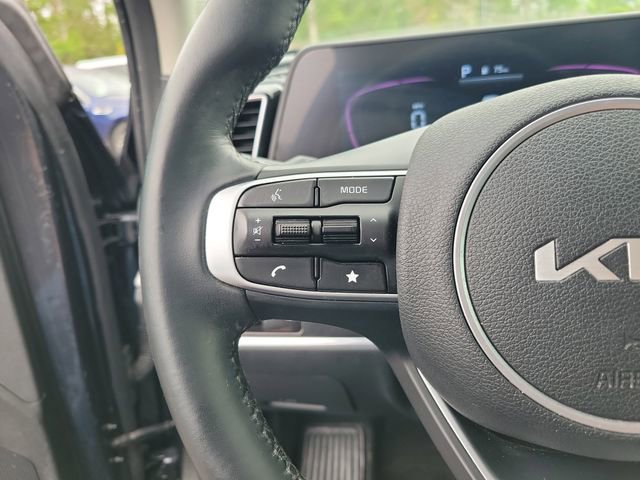 Used 2024 Kia Sportage EX AWD/4WD image 16