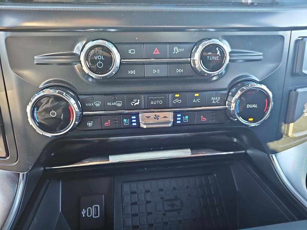 New 2025 Ford F150 Platinum w/ Equipment Group 702A High image 20