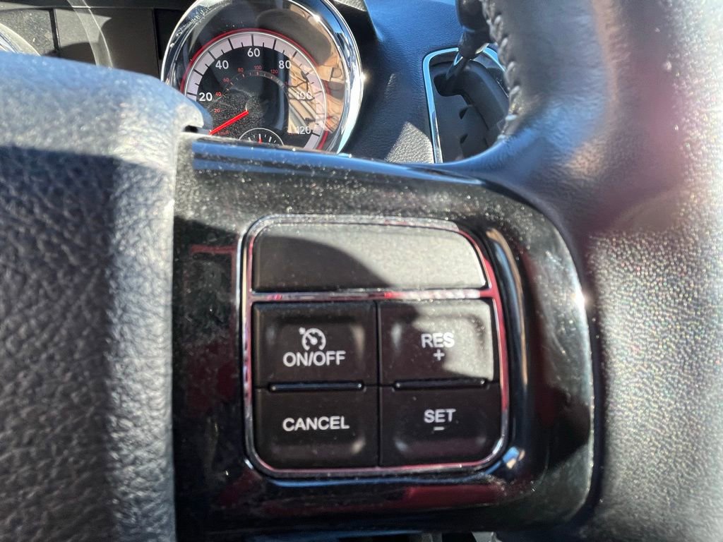 Used 2020 Dodge Grand Caravan SXT image 14