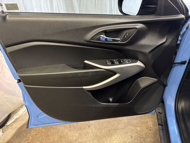 Used 2024 Chevrolet Trax RS w/ Sunroof Package image 21