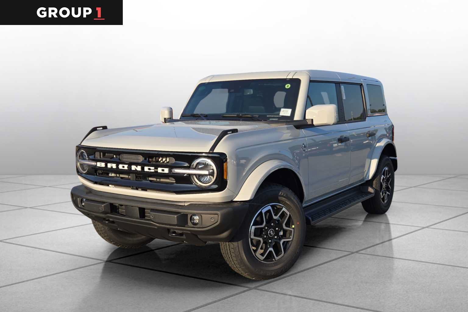 New 2026 Ford Bronco Outer Banks AWD/4WD image 1