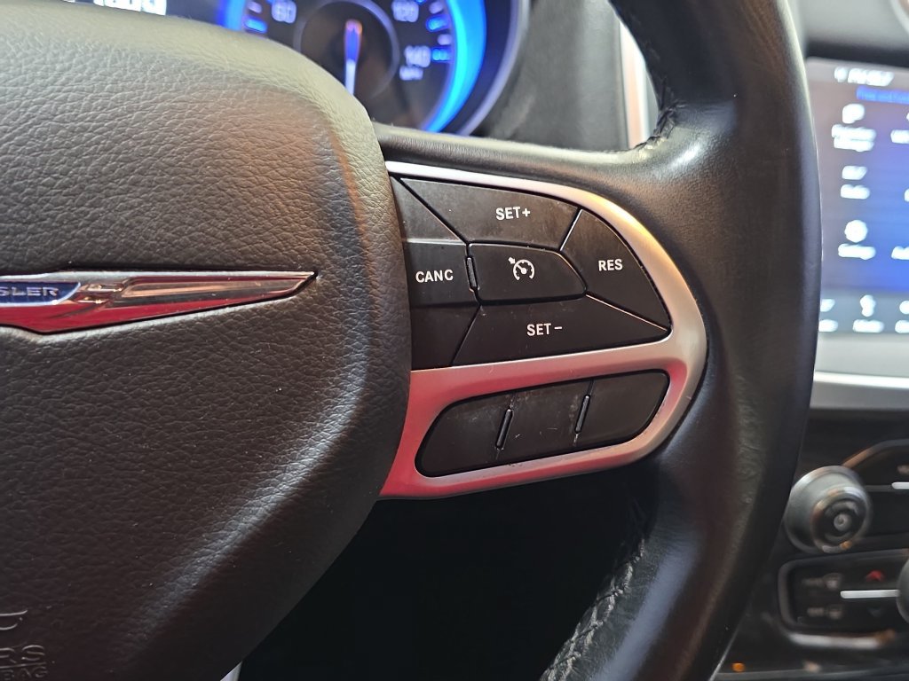 Used 2018 Chrysler 300 Touring w/ Sport Appearance Package RWD image 17