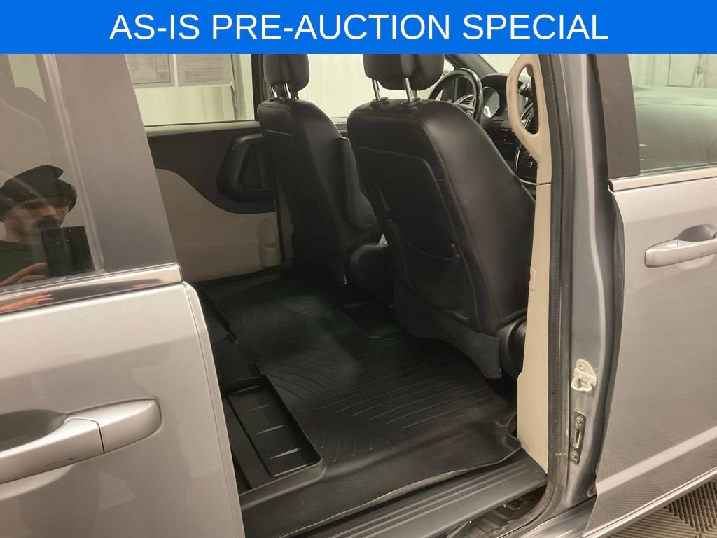 Used 2019 Dodge Grand Caravan SXT image 22