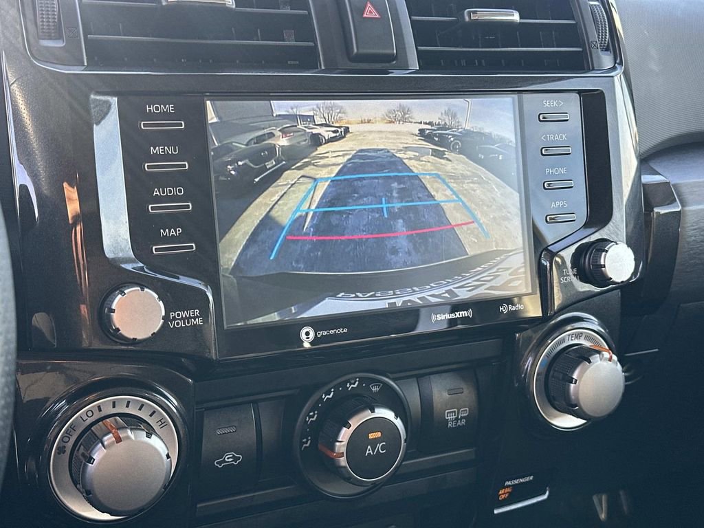 Used 2024 Toyota 4Runner TRD Off-Road image 12