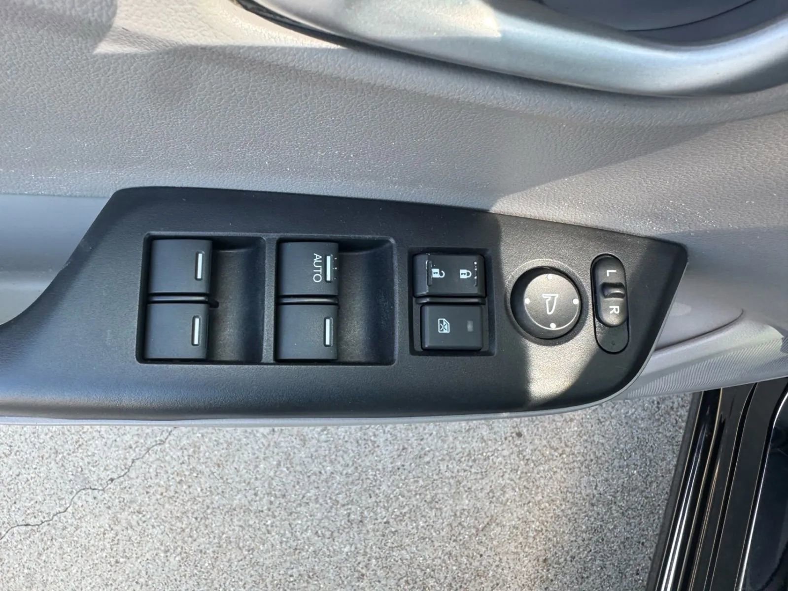 Used 2015 Honda Civic EX-L image 8