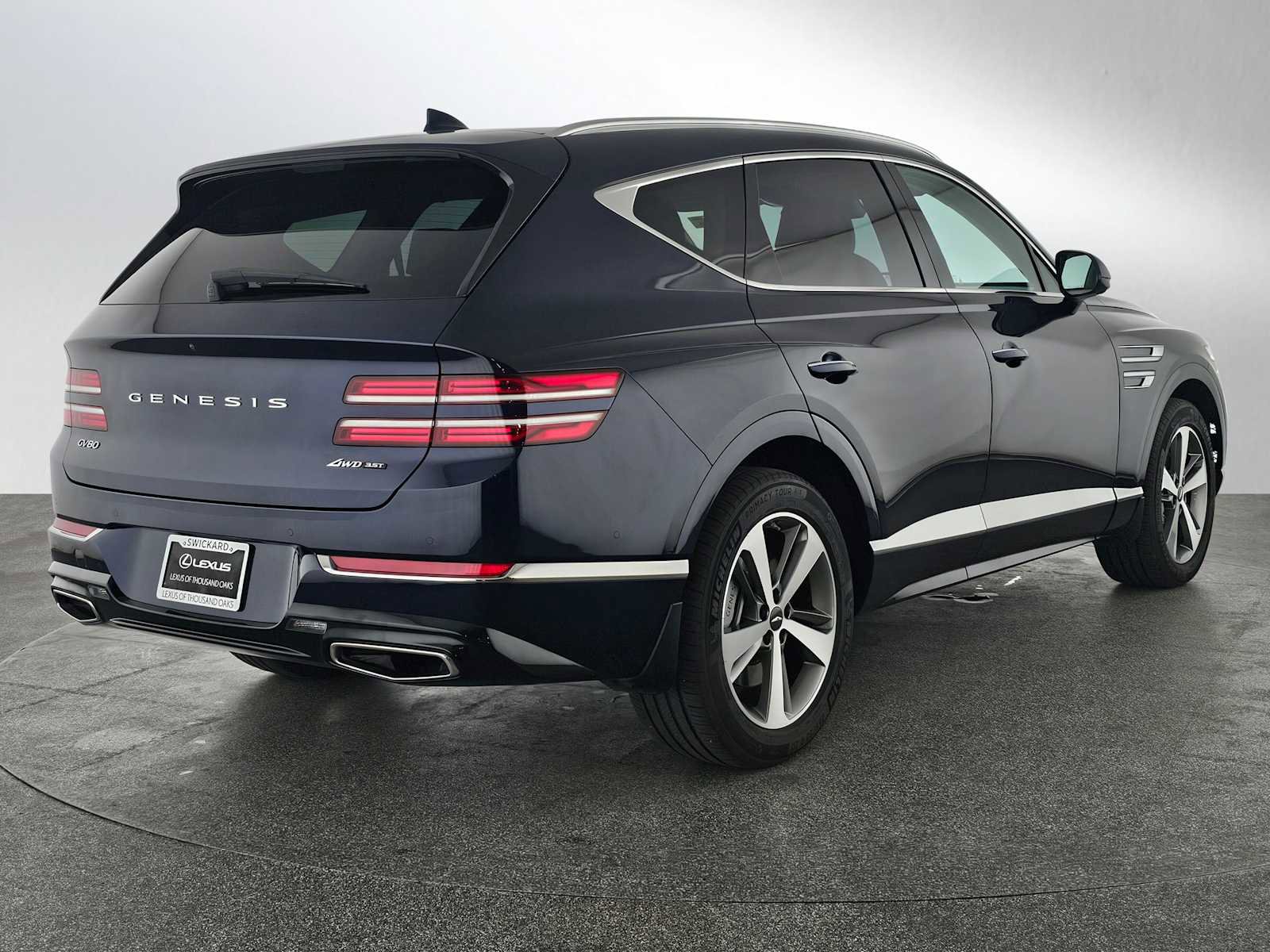 Used 2023 Genesis GV80 3.5T w/ Cargo Package image 3