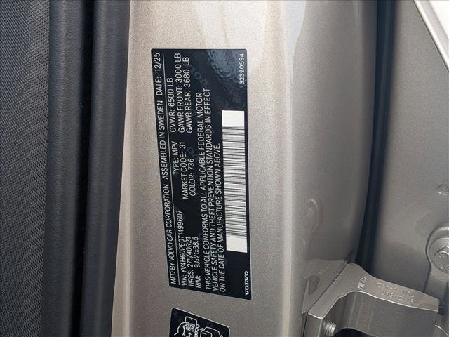 New 2026 Volvo XC90 T8 Plus w/ Protection Package Premier image 20