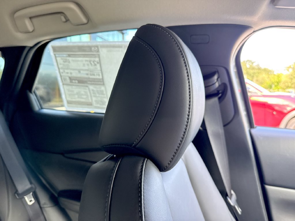 New 2026 MAZDA CX-30 AWD 2.5 S w/ Select Sport Pkg image 20