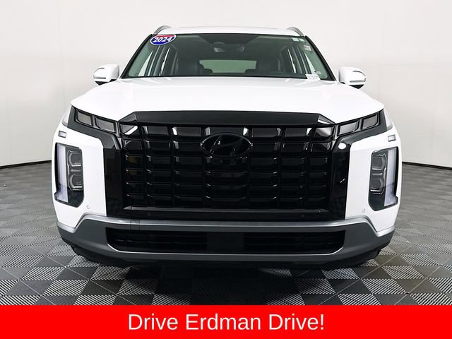 Used 2024 Hyundai Palisade Limited image 2