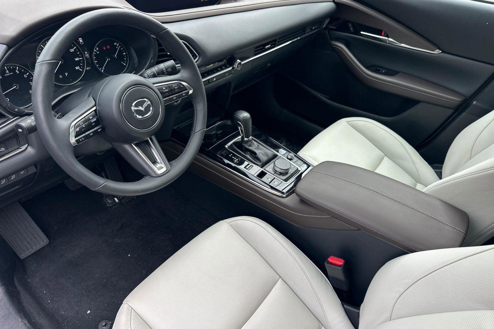 New 2025 MAZDA CX-30 2.5 Turbo w/ Premium Plus Pkg image 8