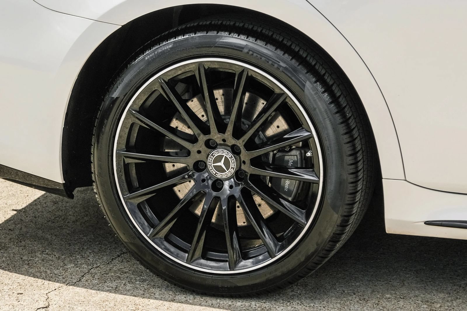 Used 2022 Mercedes-Benz S 580 4MATIC Sedan w/ AMG Line Package image 56