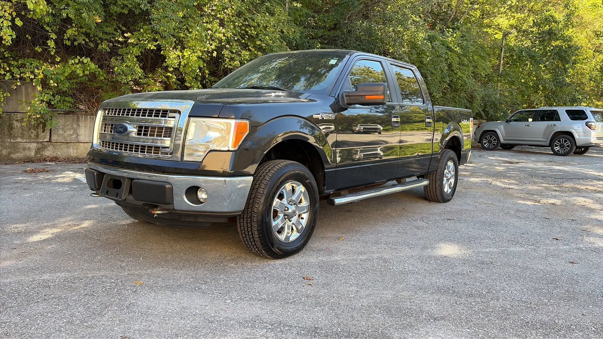 Used 2013 Ford F150 XLT w/ Luxury Equipment Group image 17