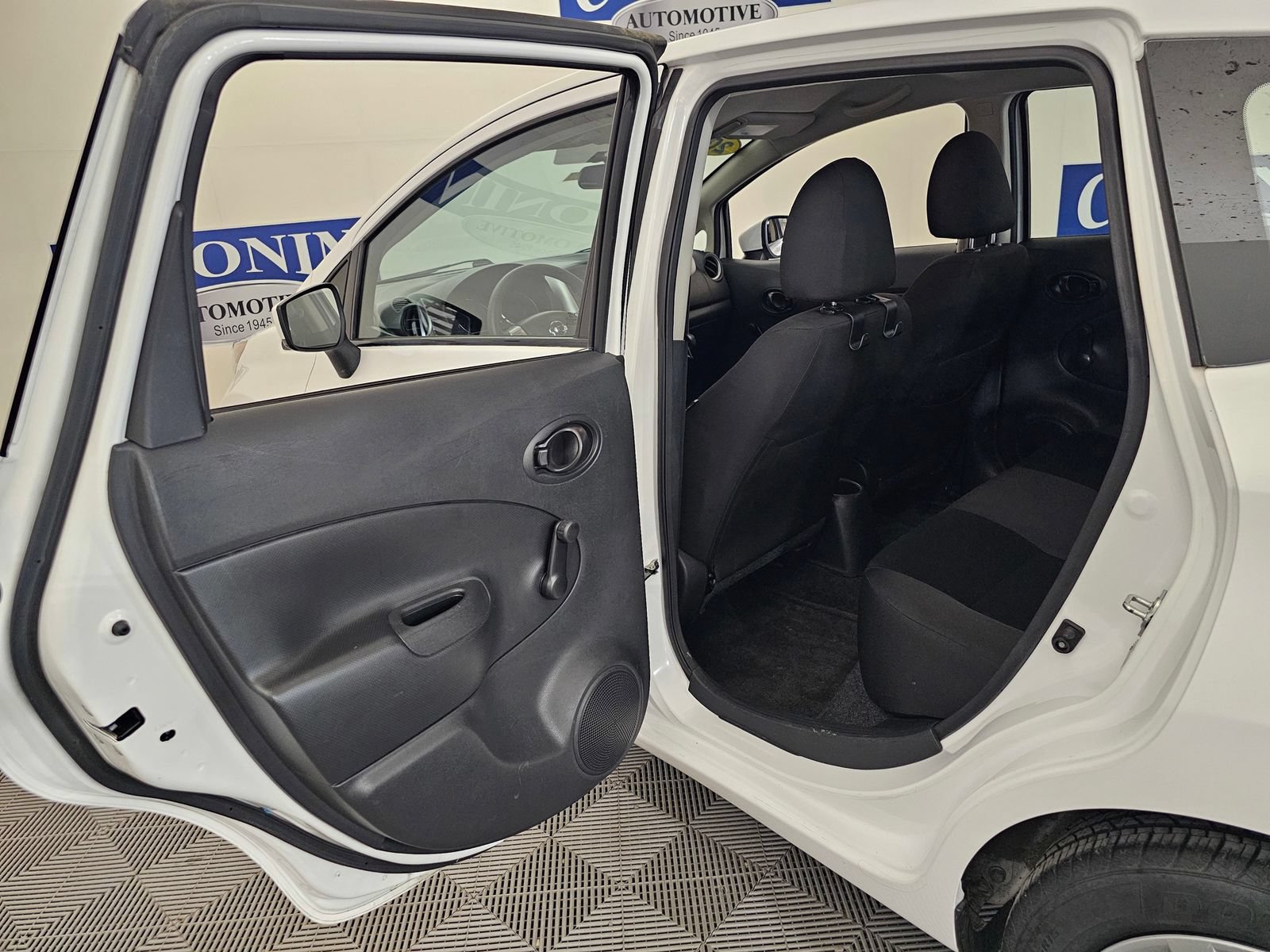 Used 2017 Nissan Versa Note S Plus FWD image 19