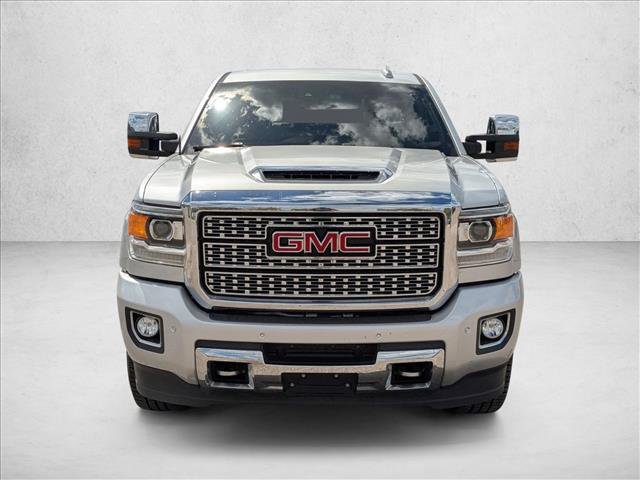 Used 2019 GMC Sierra 2500 Denali w/ Duramax Plus Package image 2