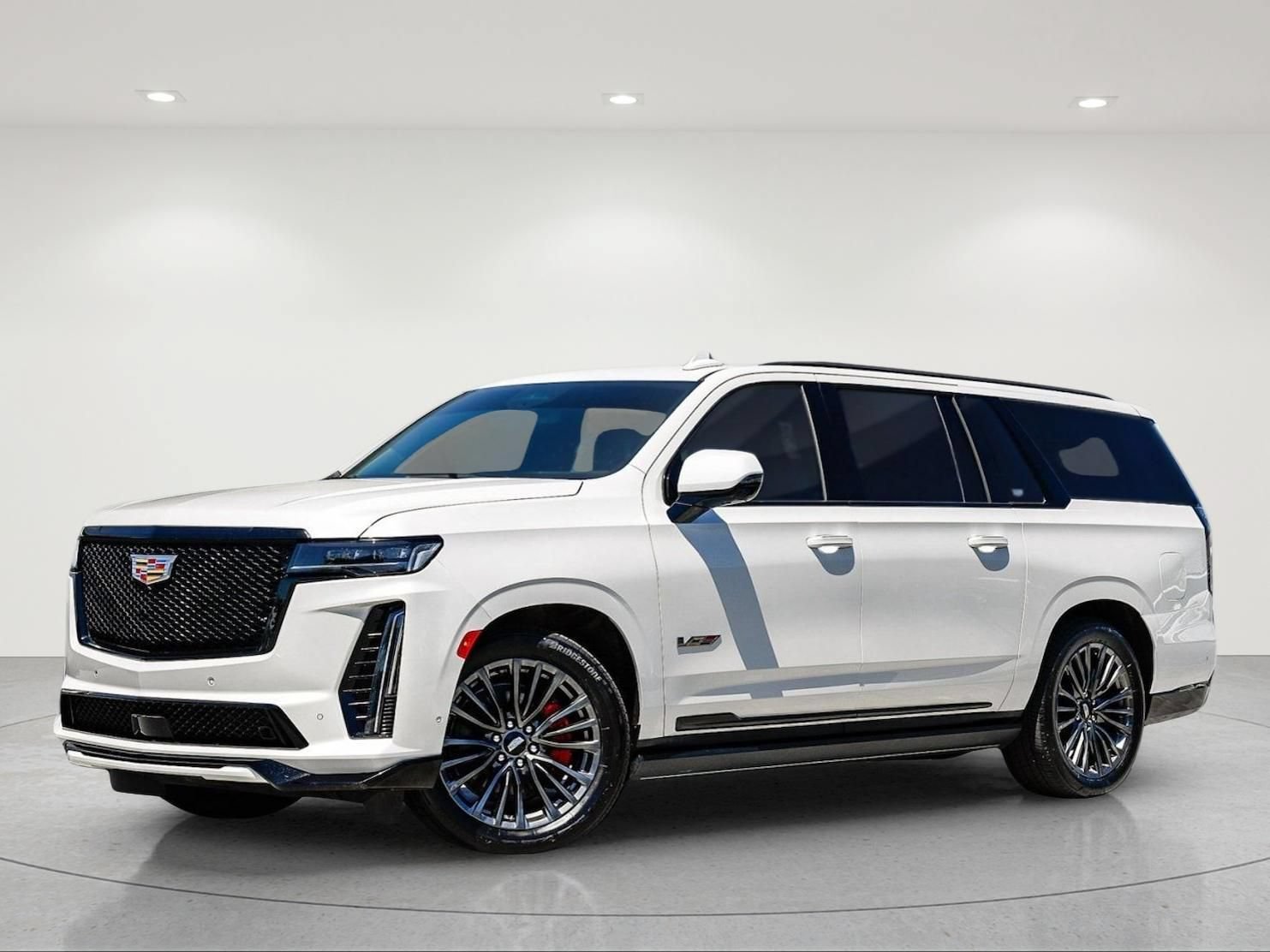 Used 2023 Cadillac Escalade ESV V w/ Heavy-Duty Trailer Package AWD/4WD image 2