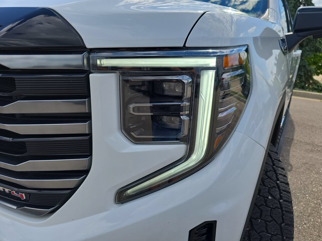 Used 2025 GMC Sierra 1500 AT4 w/ AT4 Premium Package AWD/4WD image 35