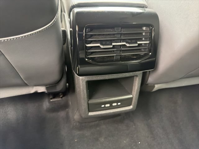 Used 2023 Volkswagen ID.4 Pro S AWD/4WD image 15