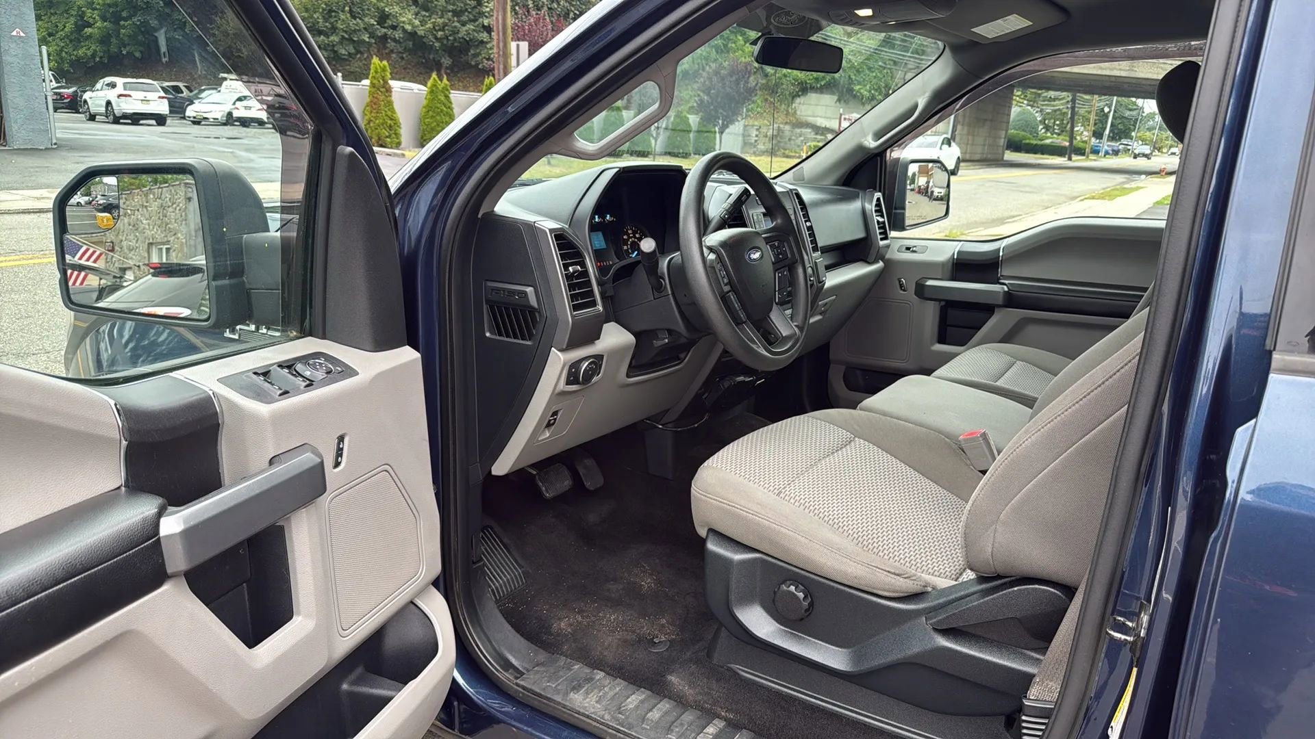 Used 2018 Ford F150 XLT AWD/4WD image 21