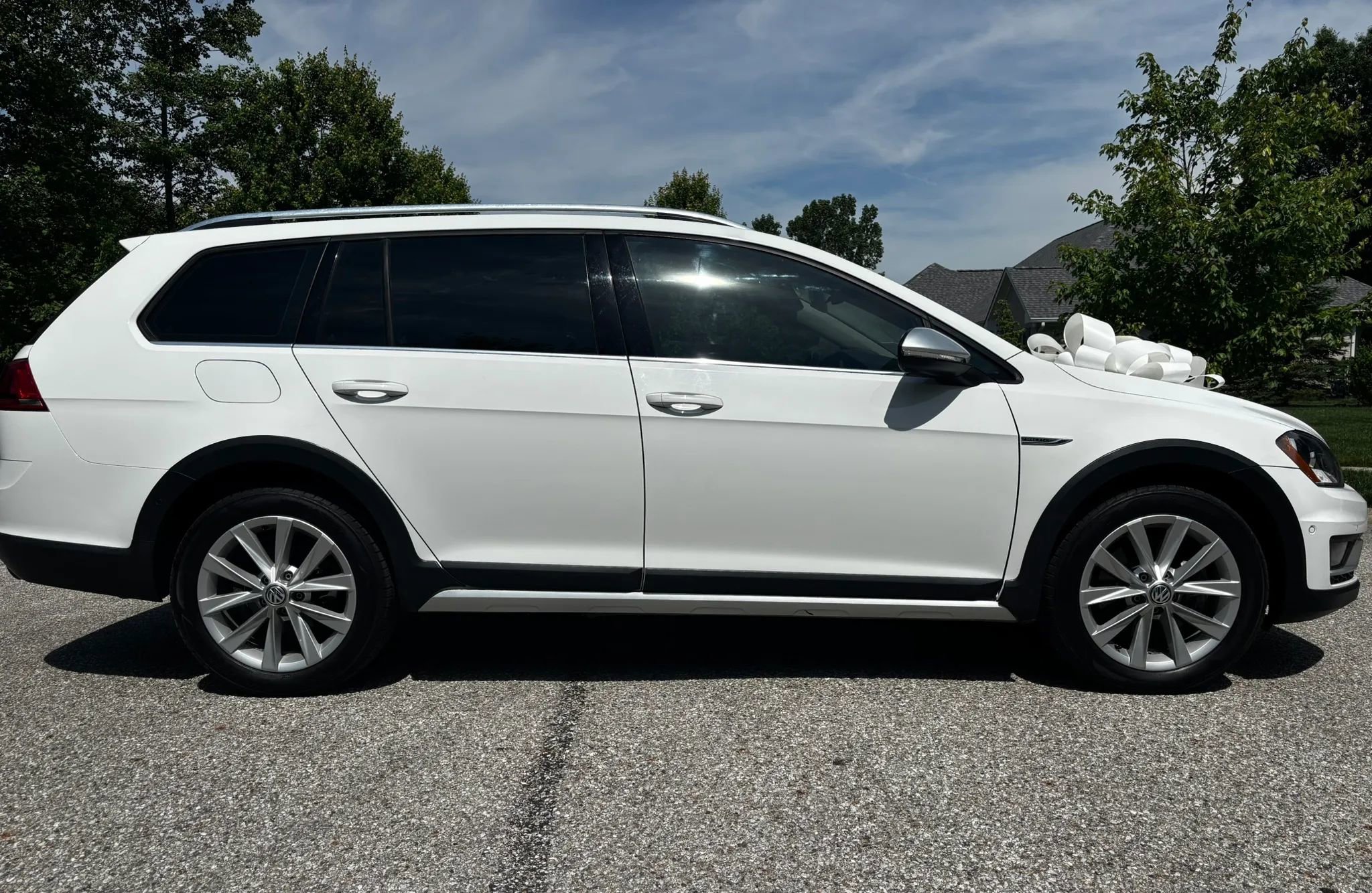 Used 2017 Volkswagen Golf Alltrack S AWD/4WD image 5