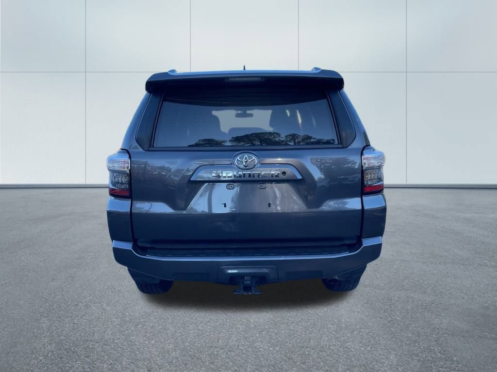 Used 2018 Toyota 4Runner SR5 image 6