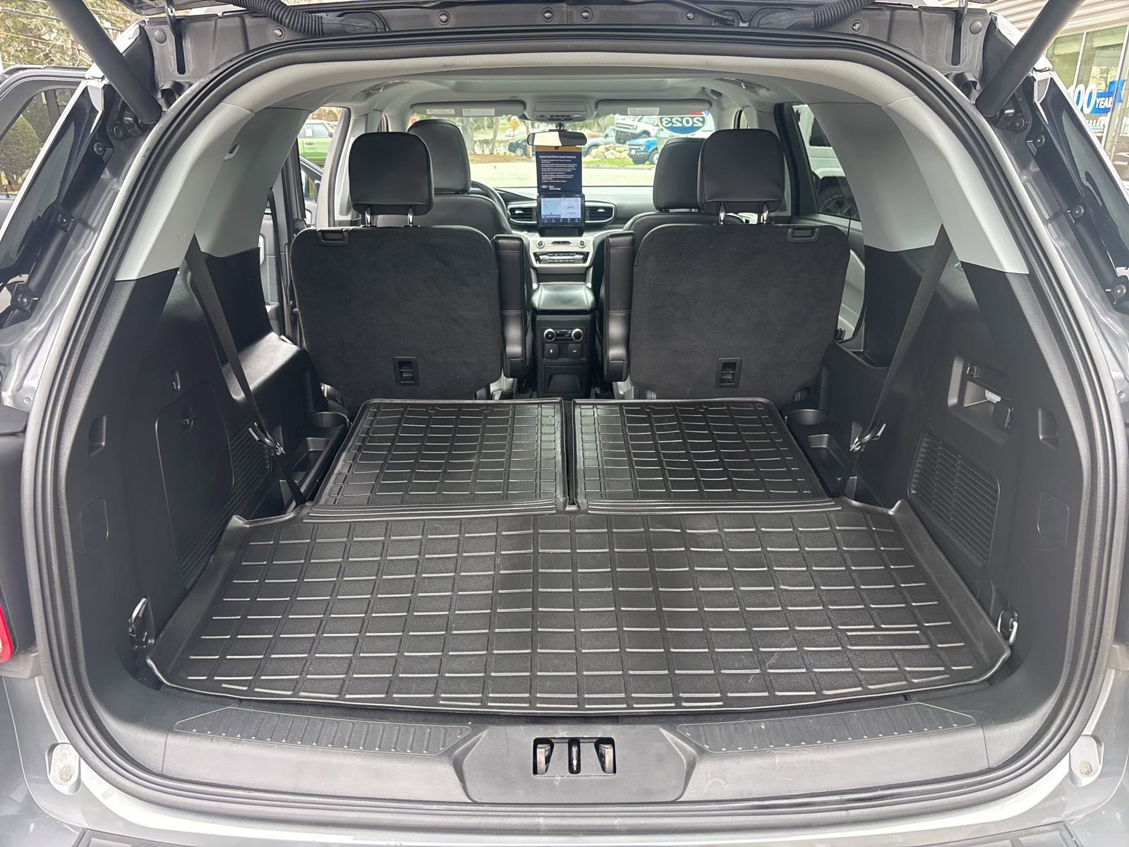 Certified 2023 Ford Explorer XLT w/ Equipment Group 202A image 43