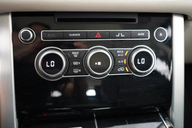 Used 2013 Land Rover Range Rover Supercharged AWD/4WD image 37