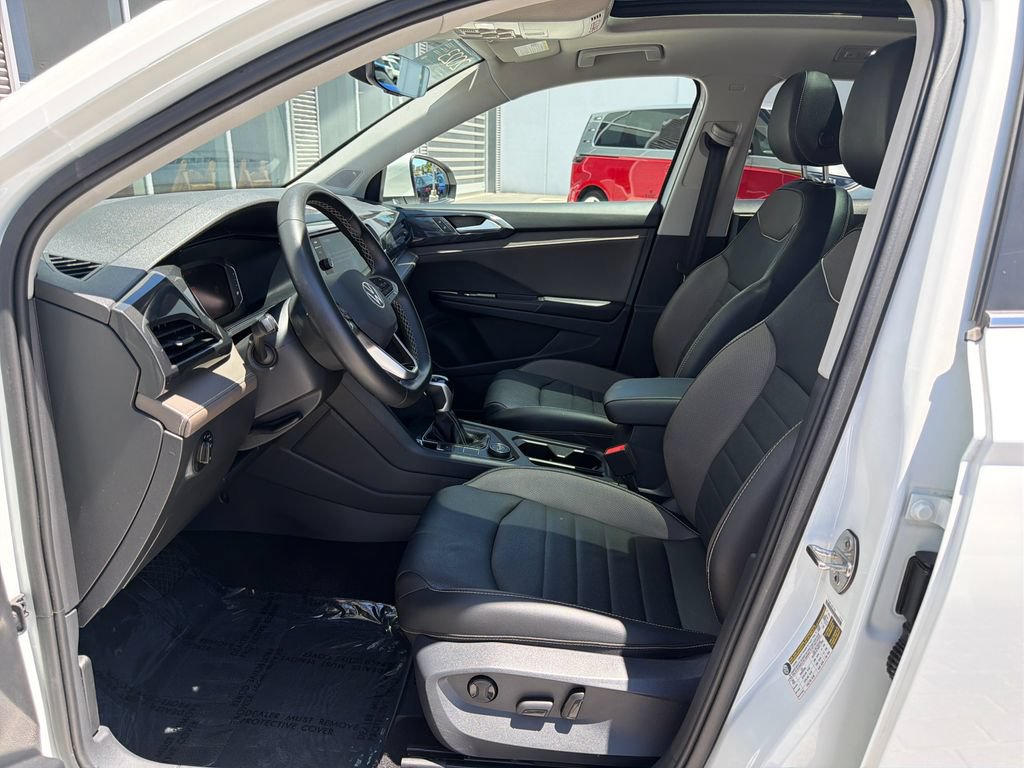 Certified 2023 Volkswagen Taos SEL AWD/4WD image 11