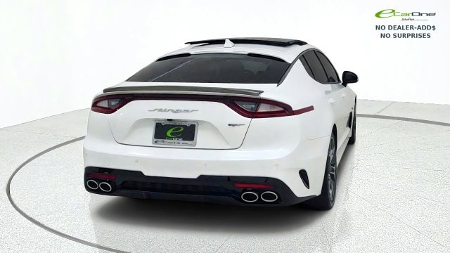 Used 2020 Kia Stinger GT1 RWD image 7