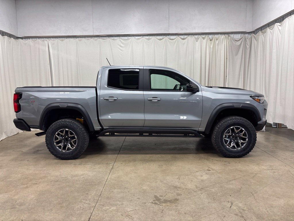 New 2026 Chevrolet Colorado ZR2 AWD/4WD image 2