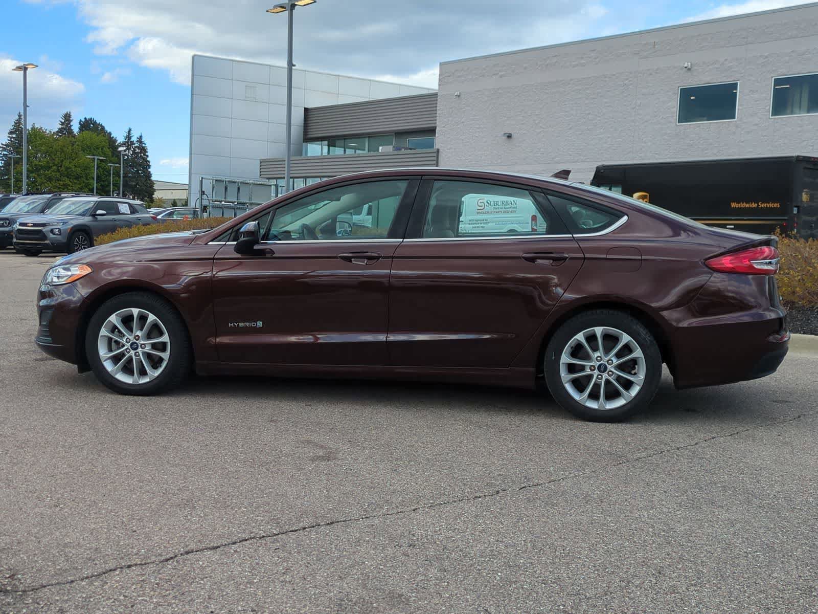 Used 2019 Ford Fusion SE FWD image 5